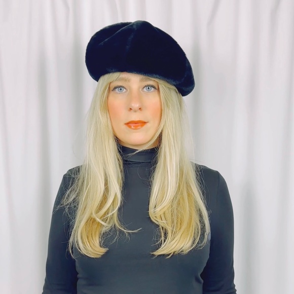 Vintage Faux Fur Winter Beret in Black • Newsboy Cap • Paperboy Hat • Y2K - Picture 5 of 8